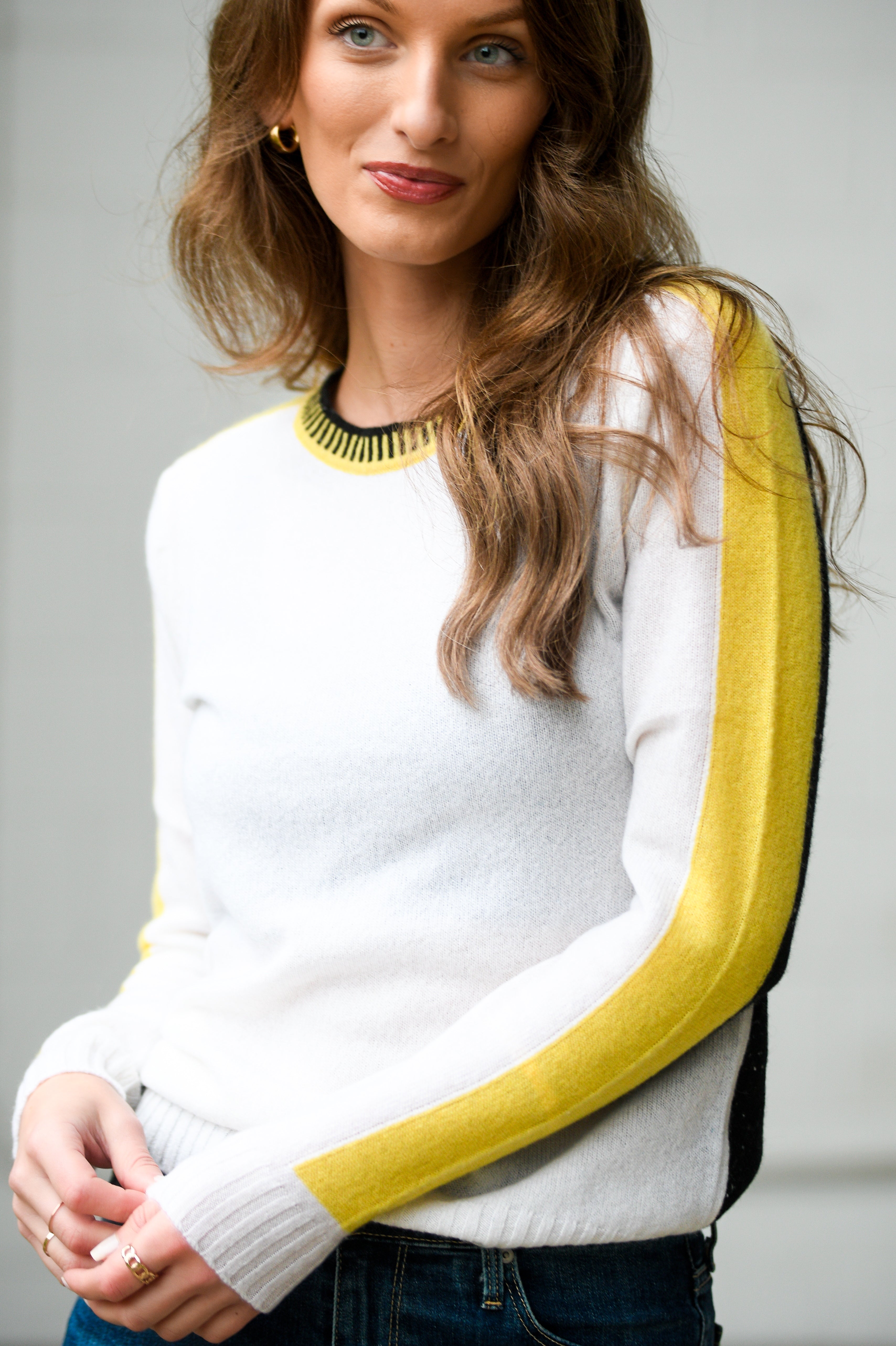 JACK & JO LEMON CREW NECK SWEATER