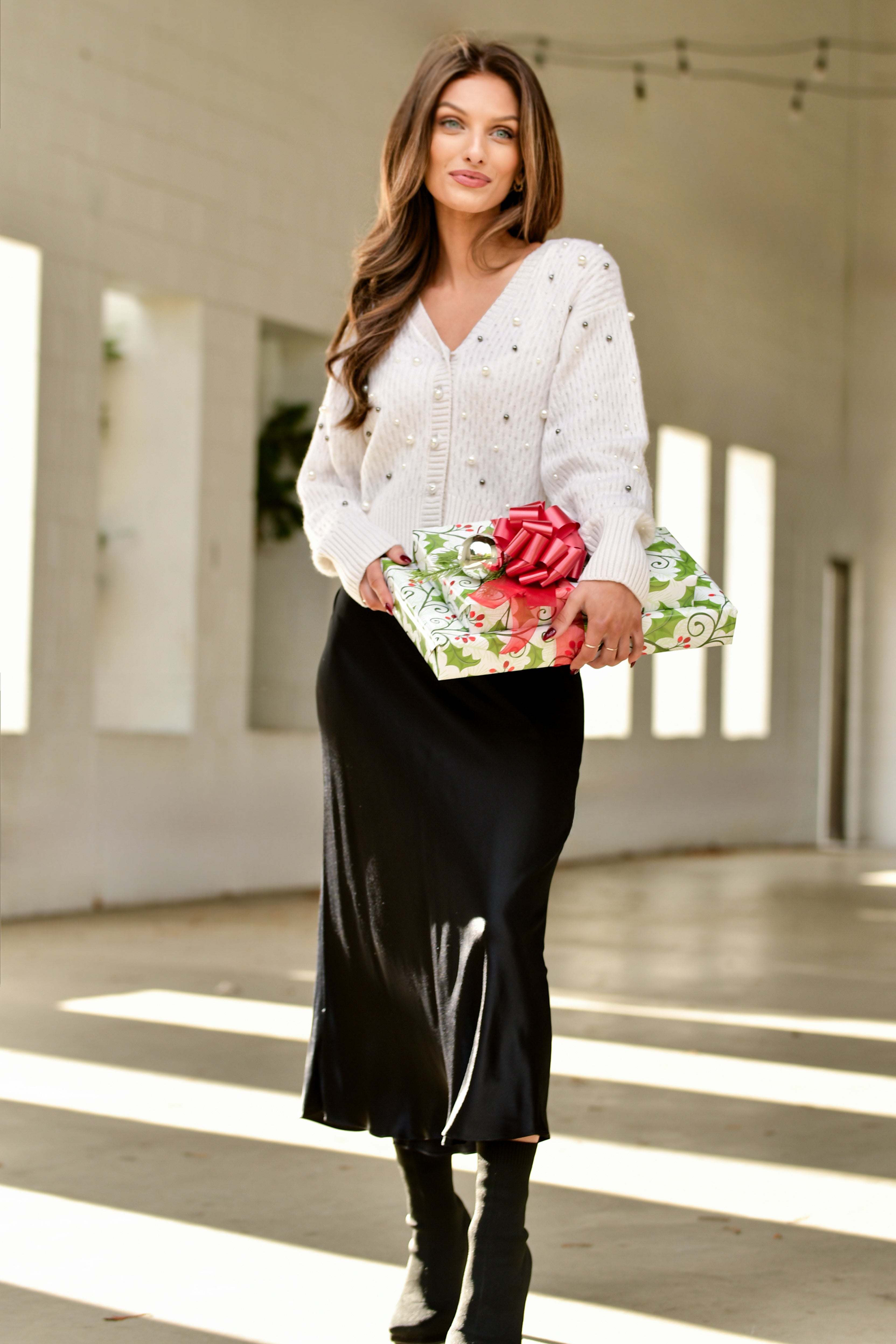 BRODIE  CREAM PEARL SWEATER