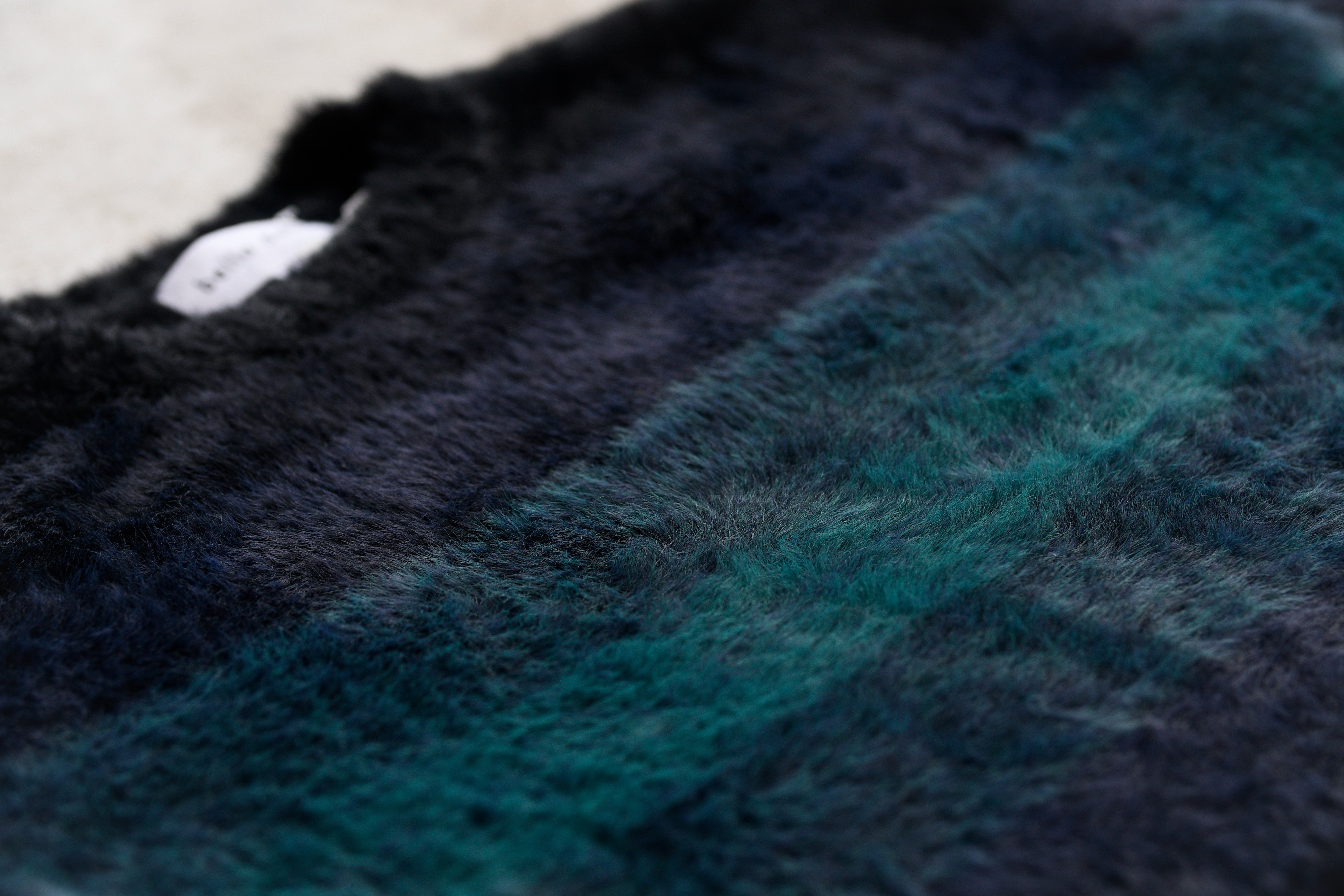 BELLA DAHL SLOUCHY MIDNIGHT SWEATER