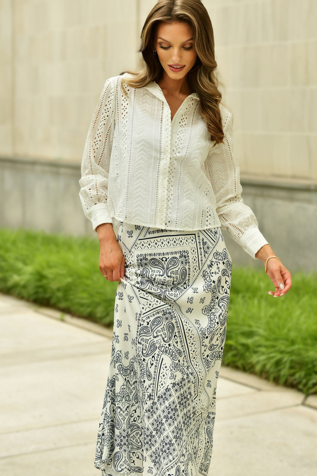 DREW ALEXA WHITE EYELET SHIRT