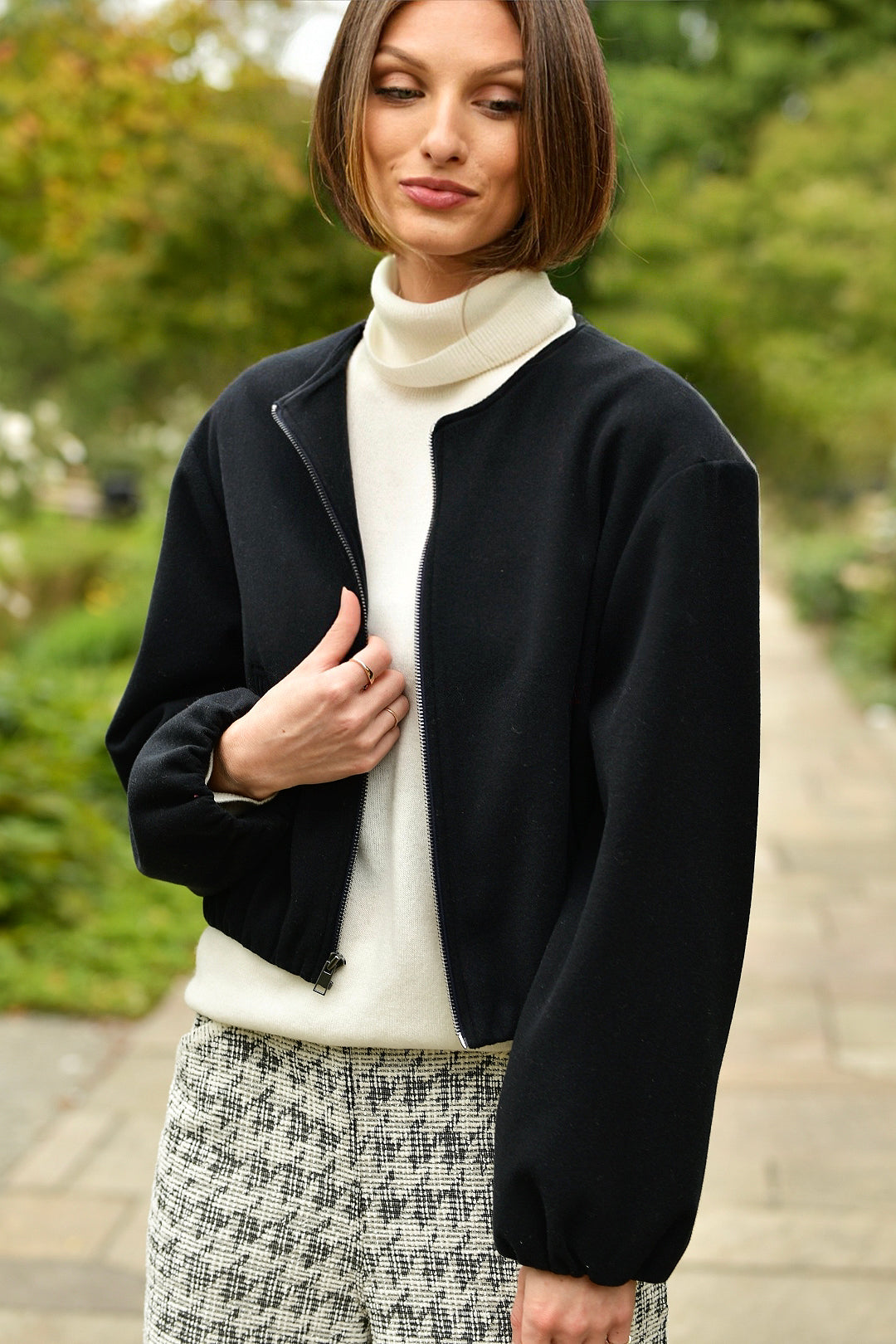 DREW VIOLETTE BLACK JACKET