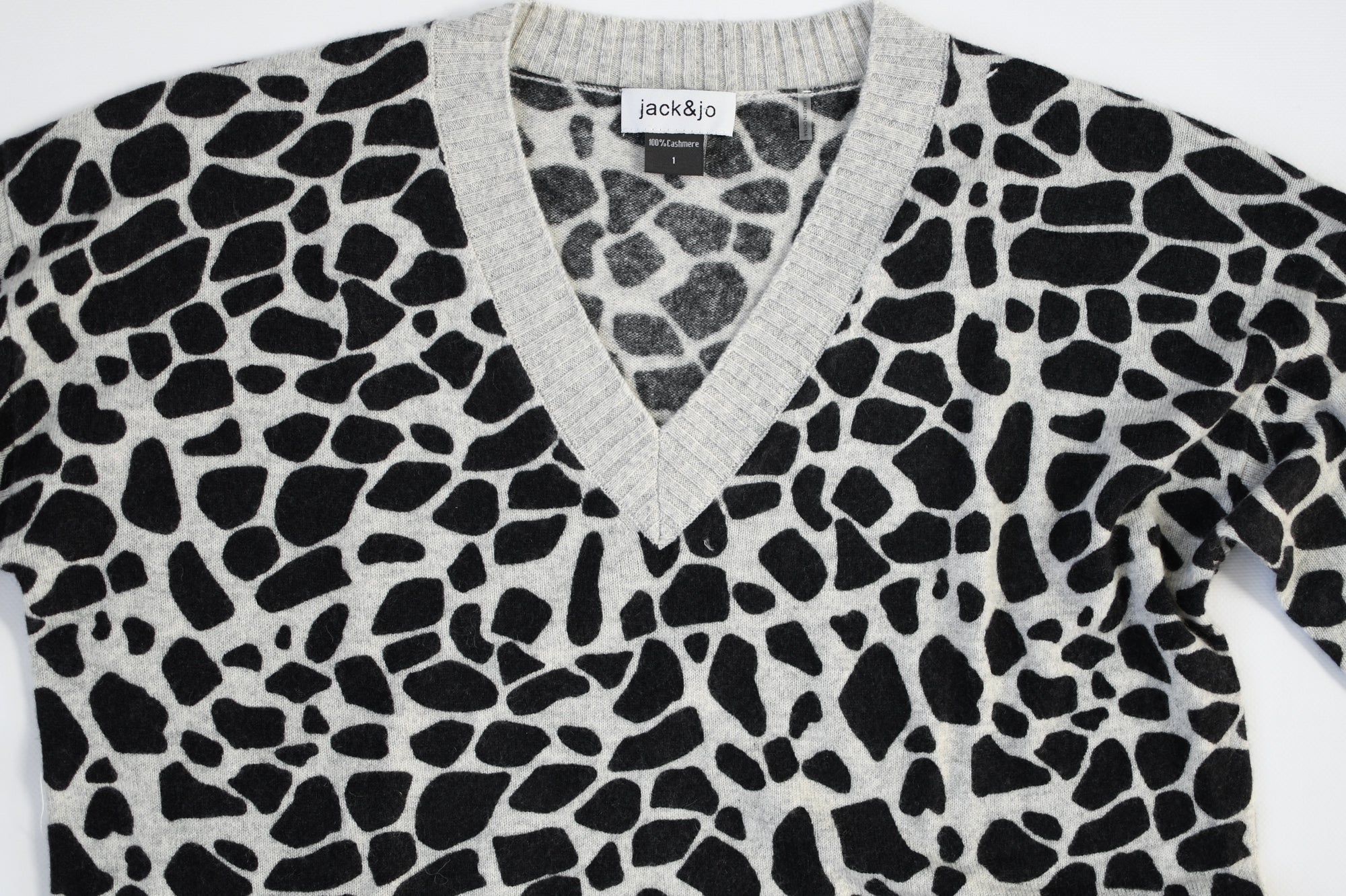 JACK & JO V NECK ANIMAL PRINT SWEATER