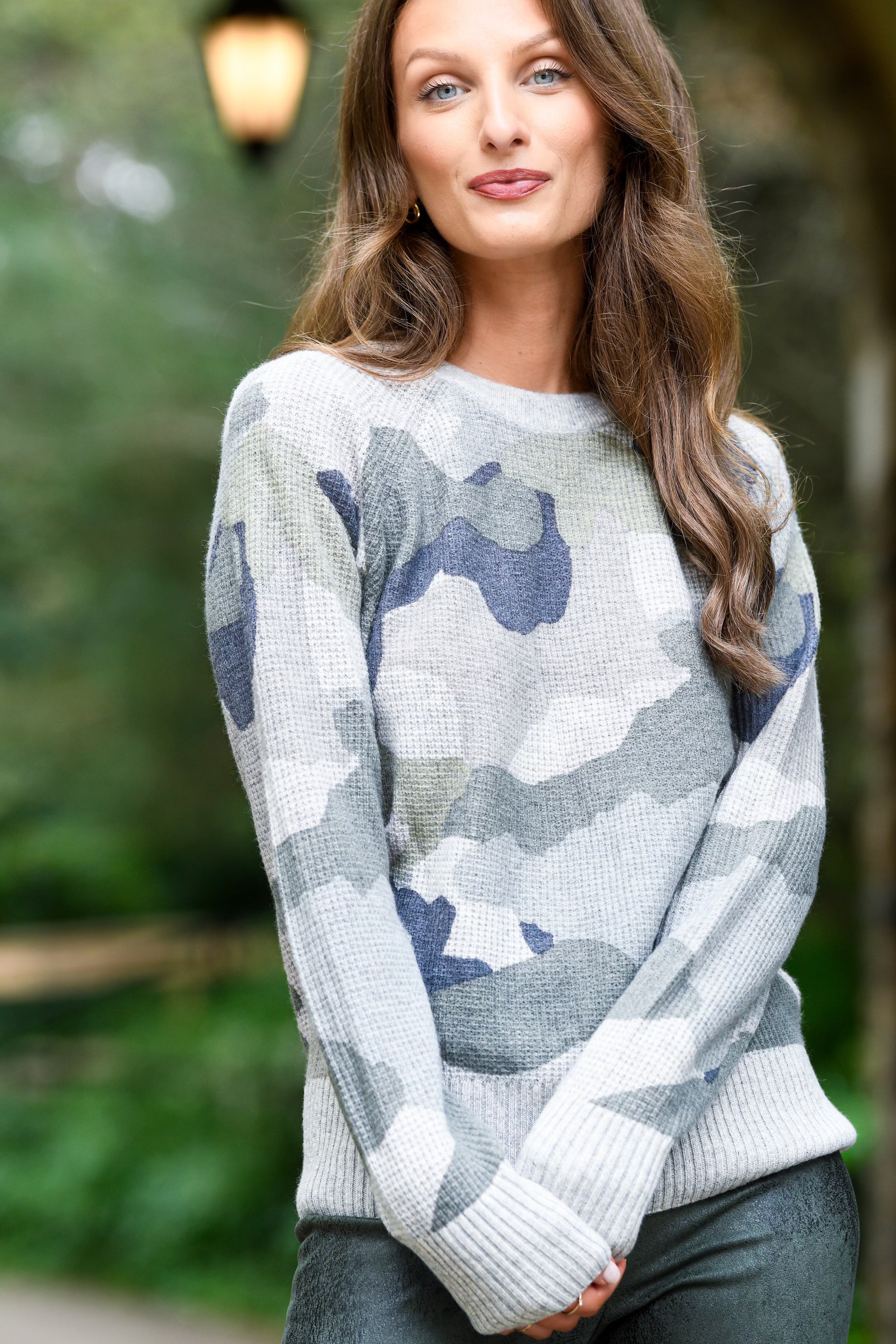 WHITE + WARREN WAFFLE CAMO CASHMERE SWEATER