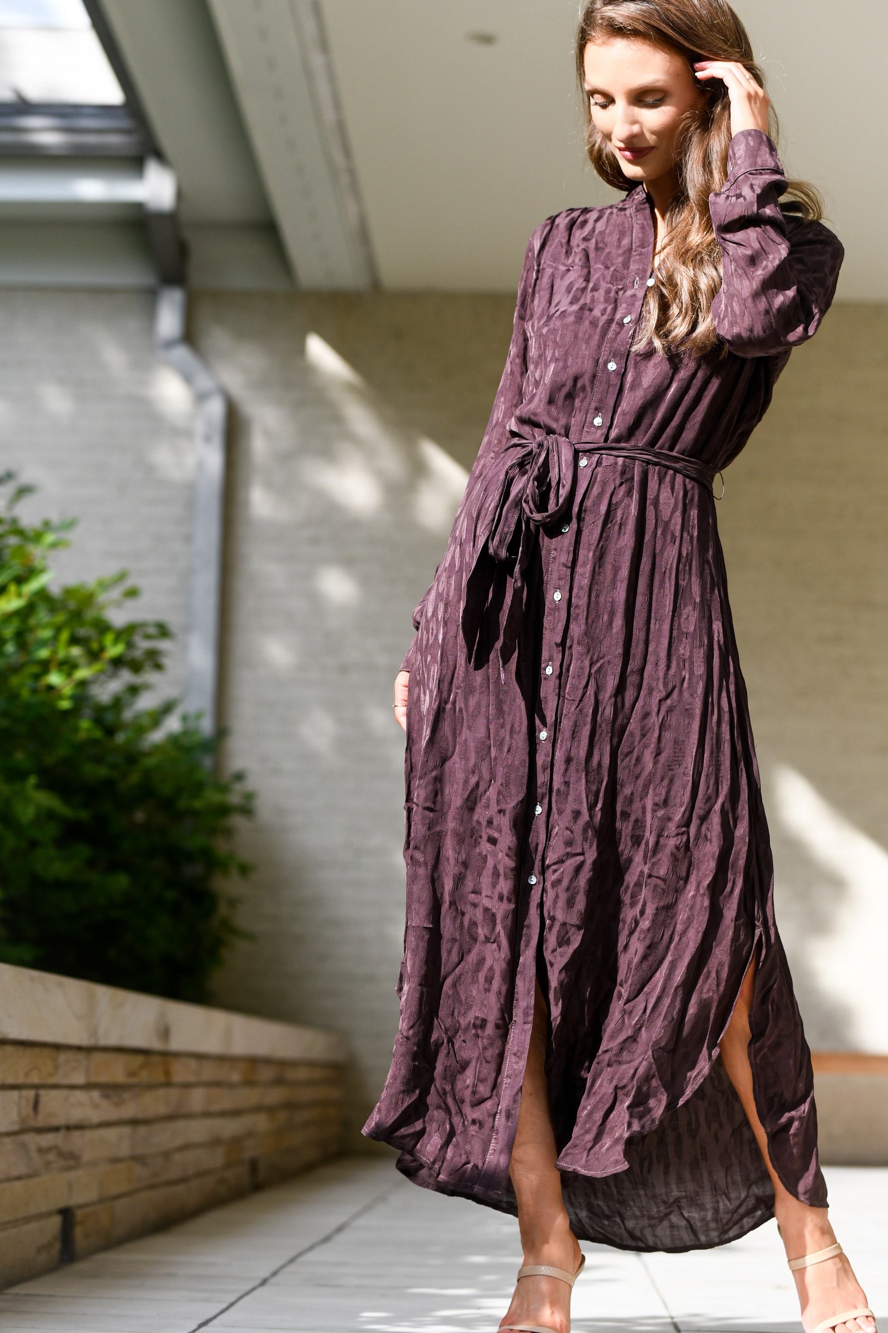 BELLA DAHL FRENCH ROAST MAXI DRESS